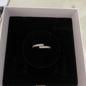 Pandora Ring